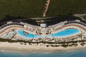 Alojamiento - AVA Resort All Oceanfront - All Inclusive