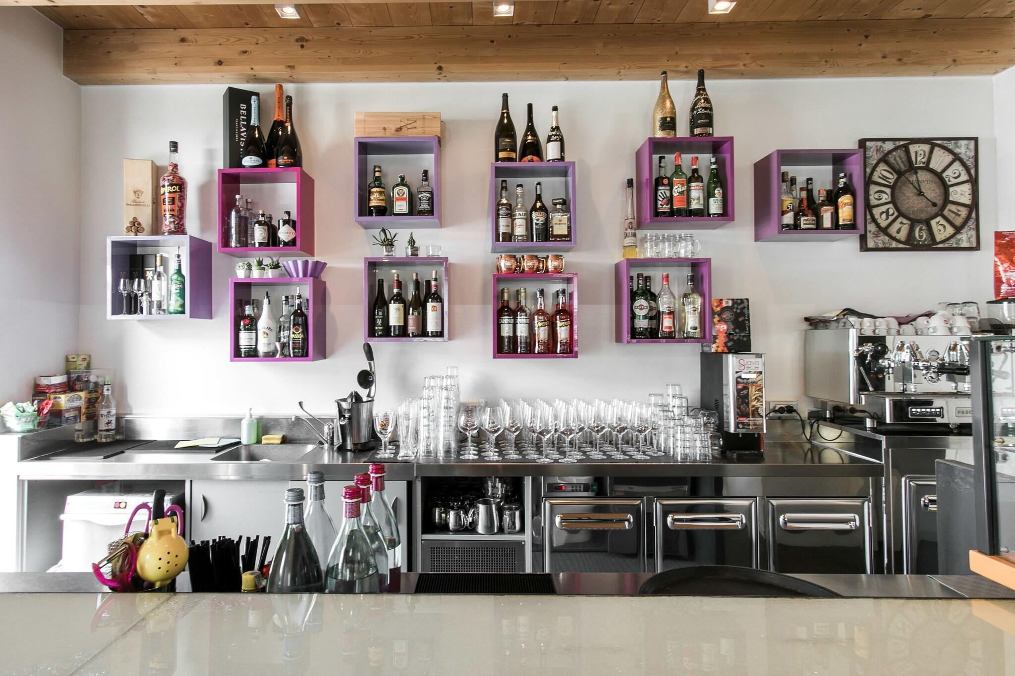 Bar/Salón Hotel Opera'