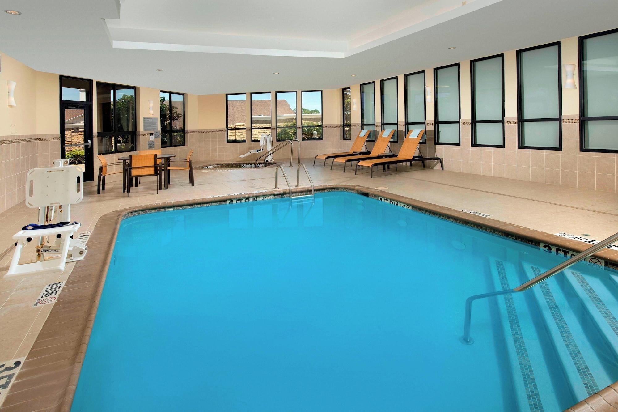 Vista Piscina Courtyard by Marriott Tyler