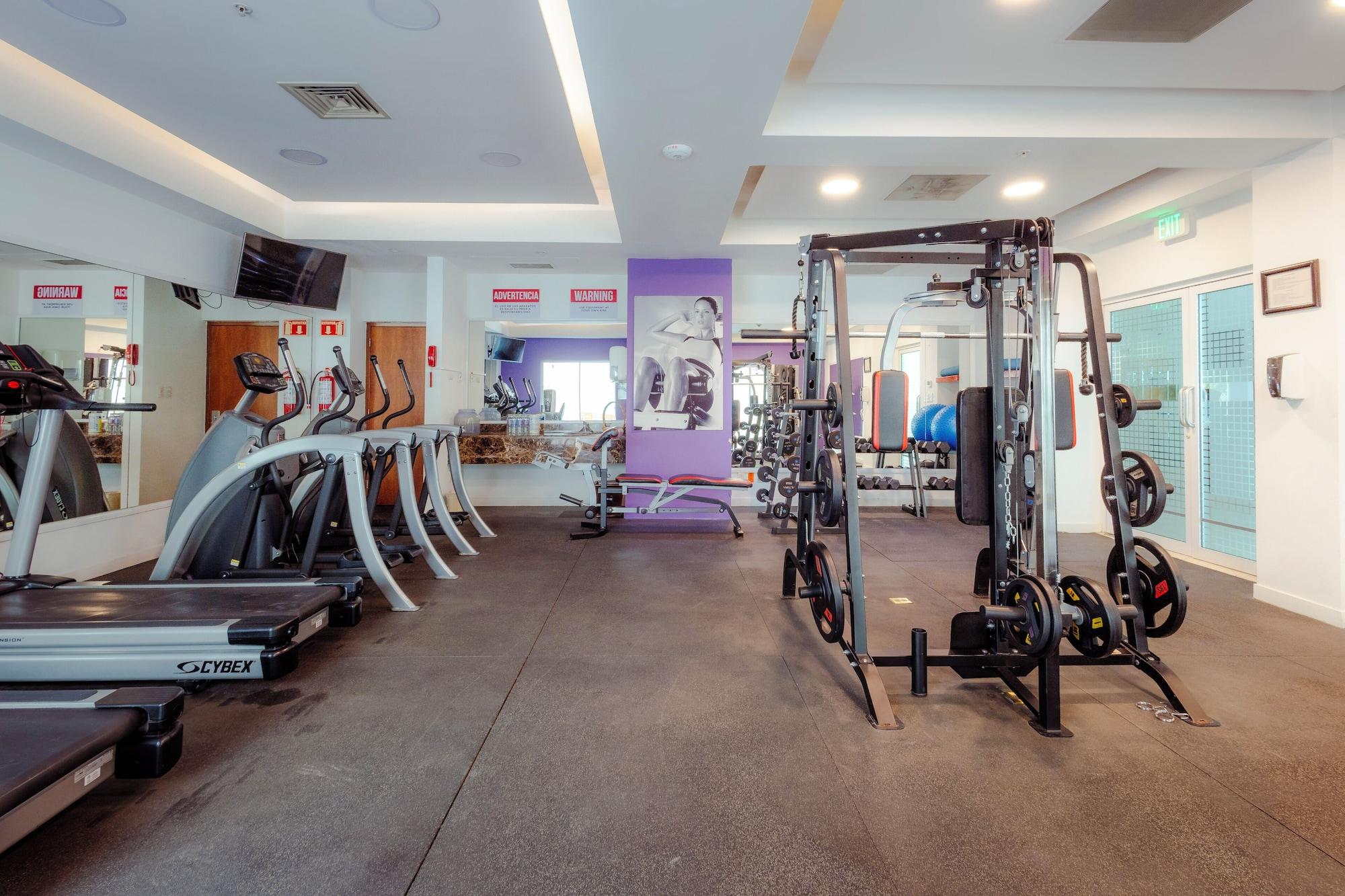Gimnasio Sheraton Leon