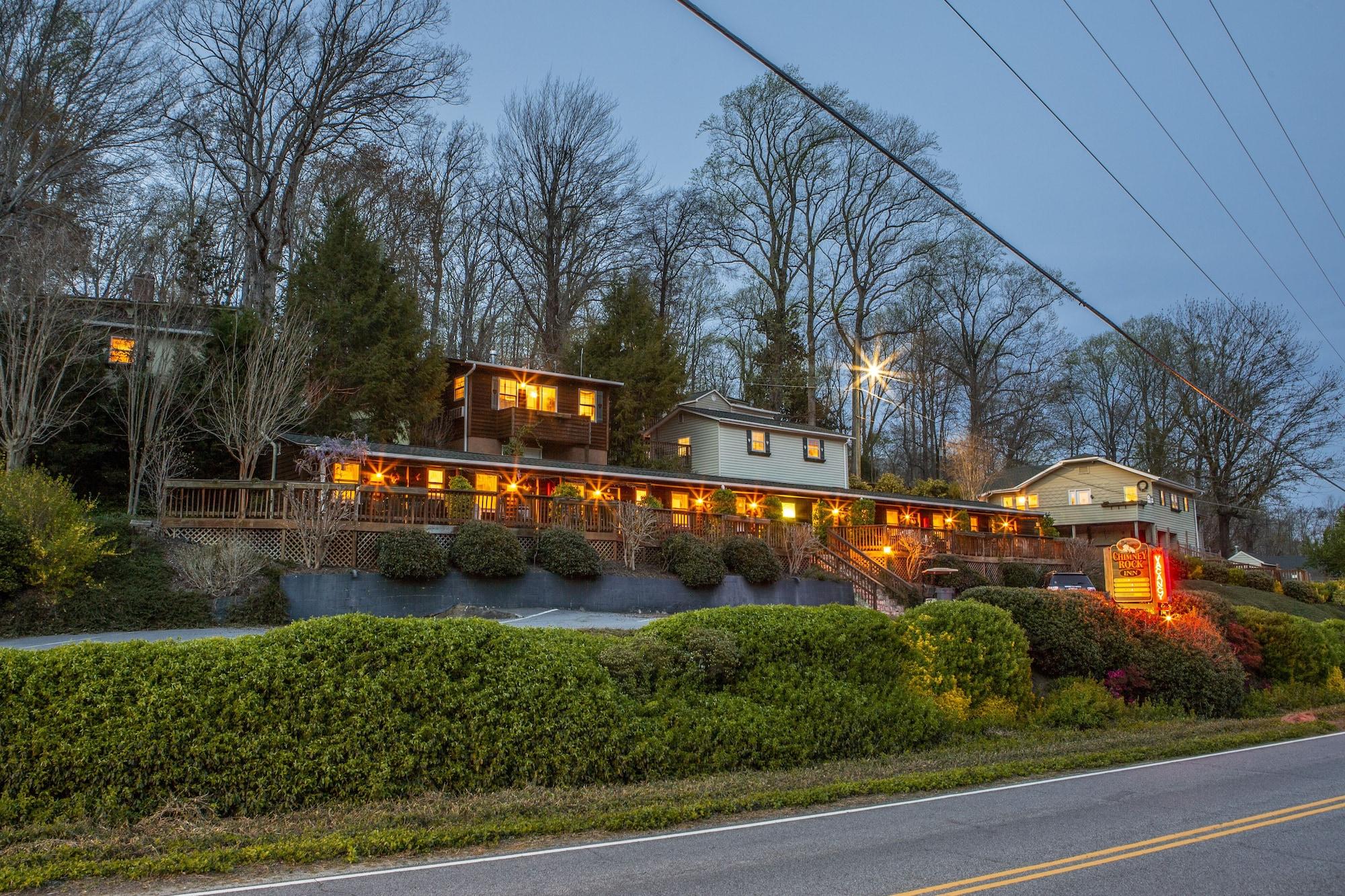 Varios Chimney Rock Inn