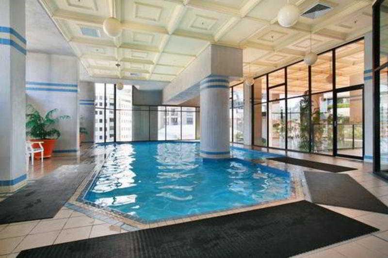 Vista Piscina Milson Serviced Apartments
