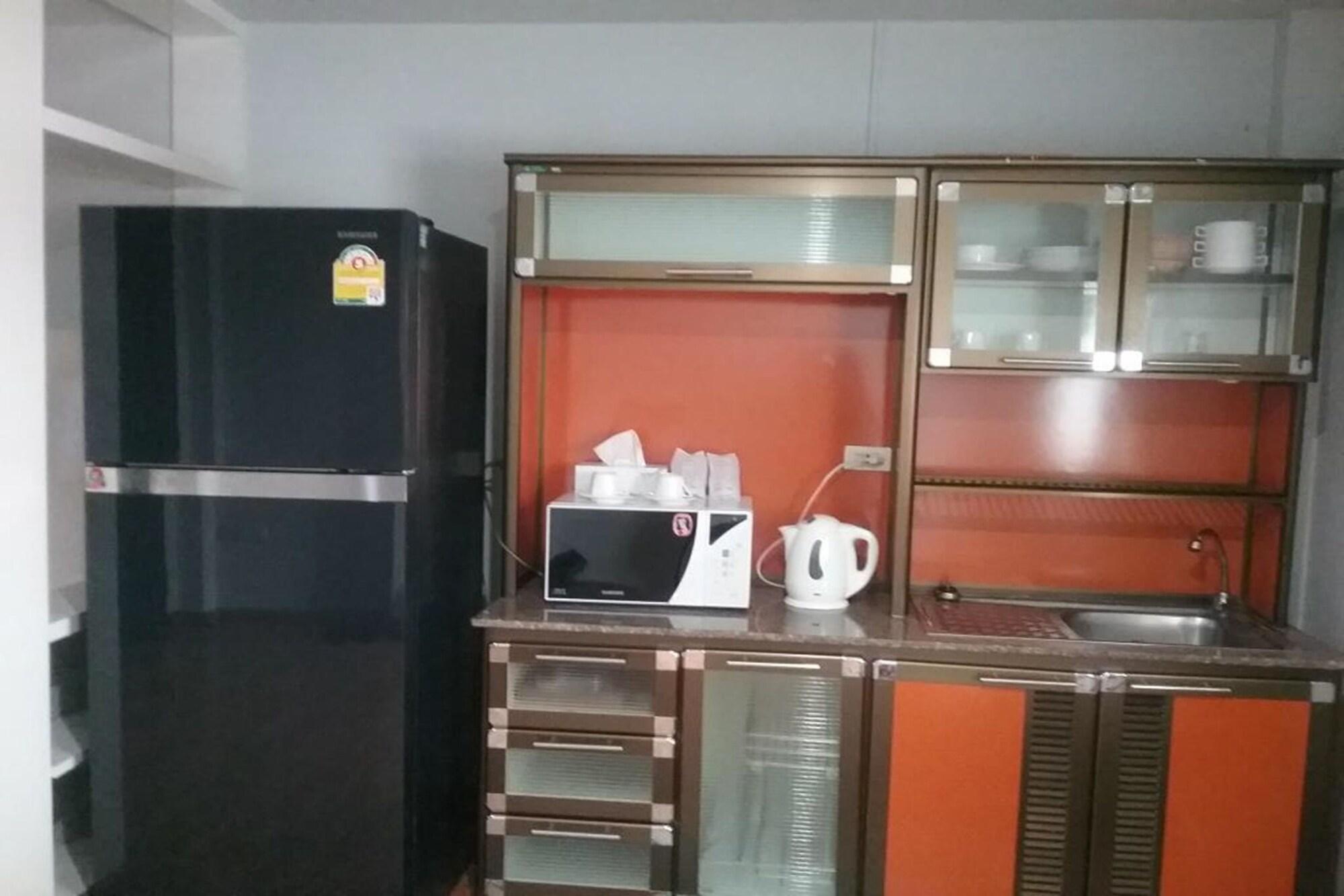 Set de Habitación White House Asoke Sukhumvit 18