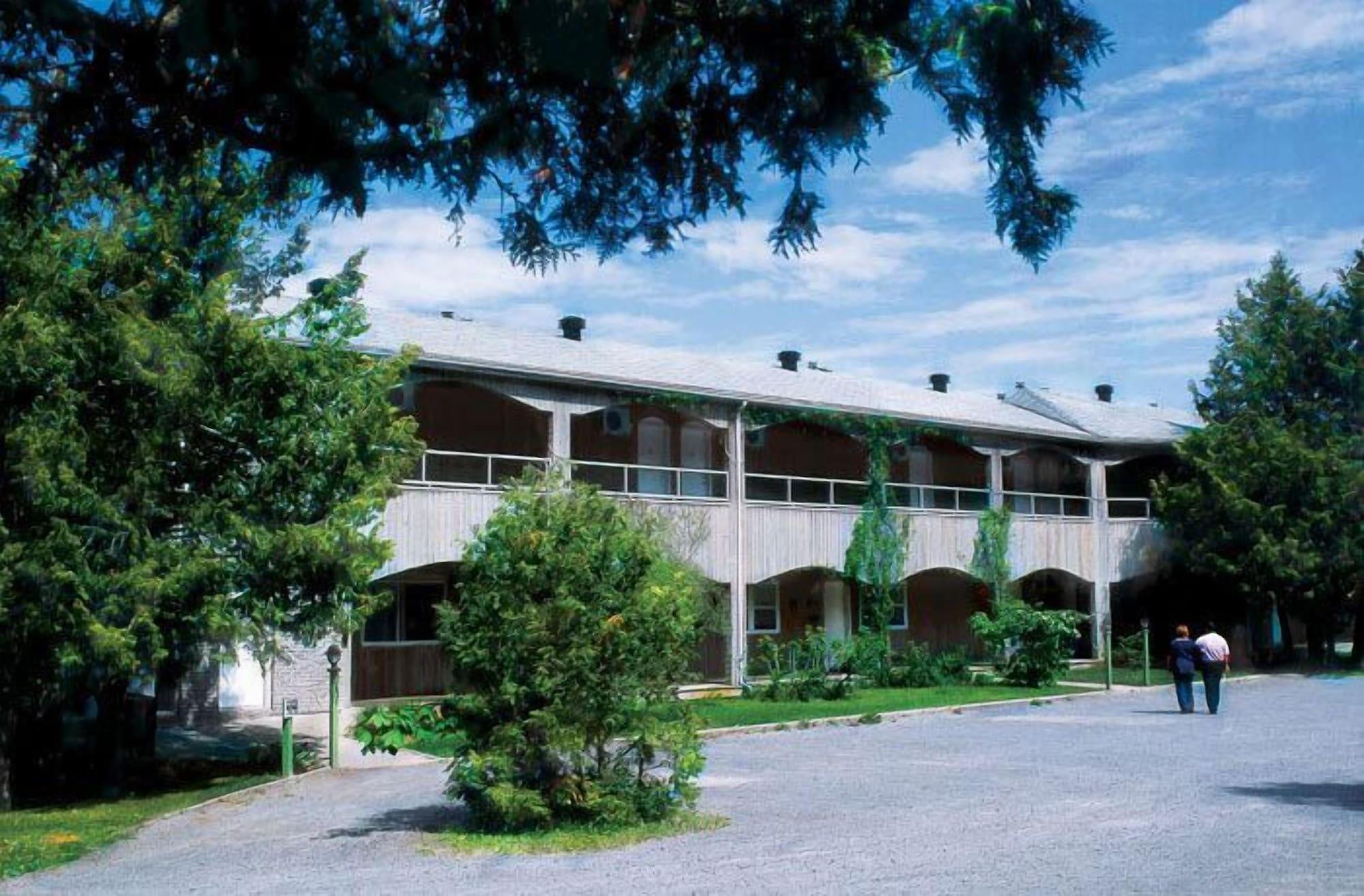 Vista Exterior Auberge des Falaises