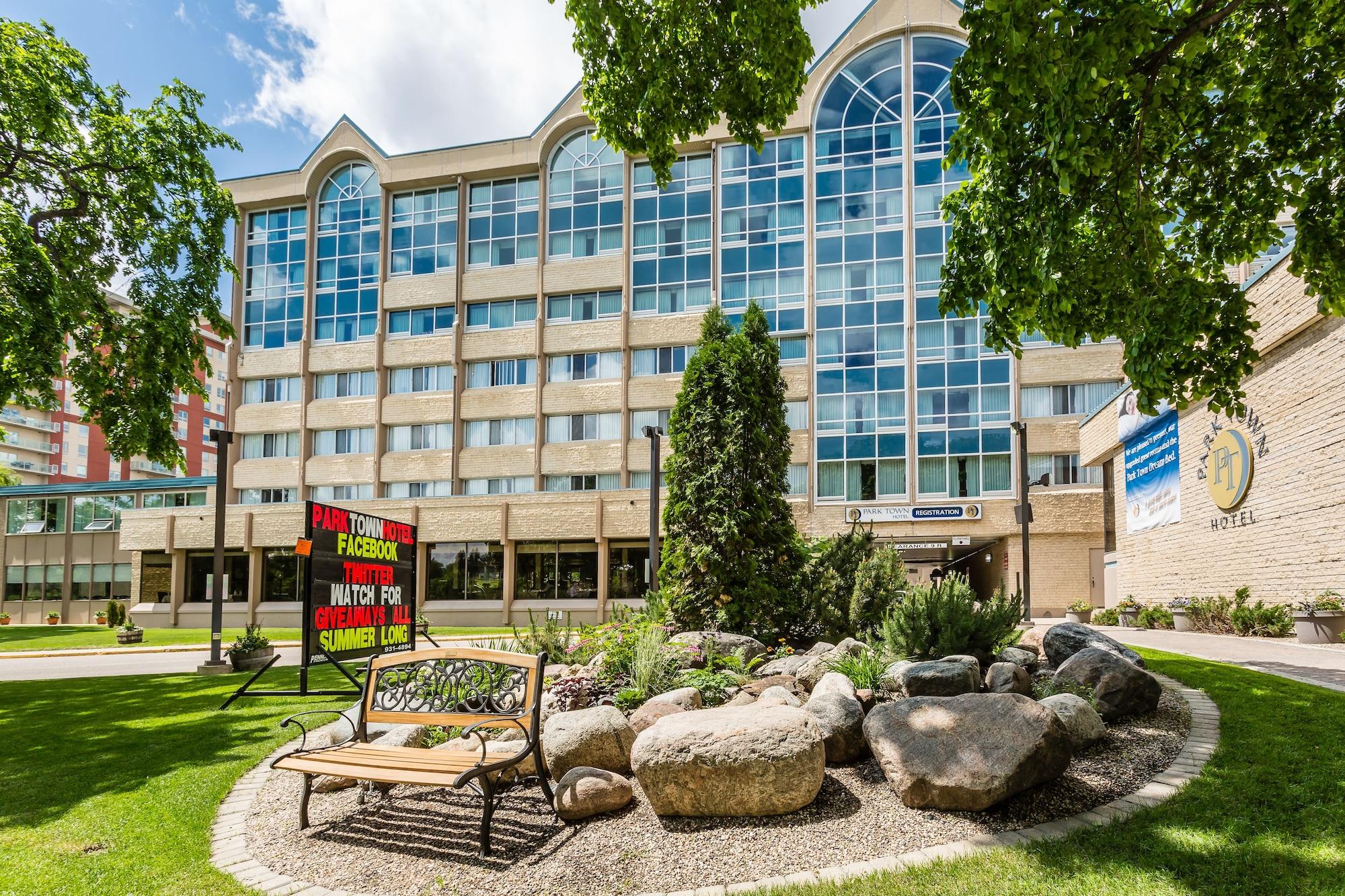 Vista Exterior Park Town Hotel