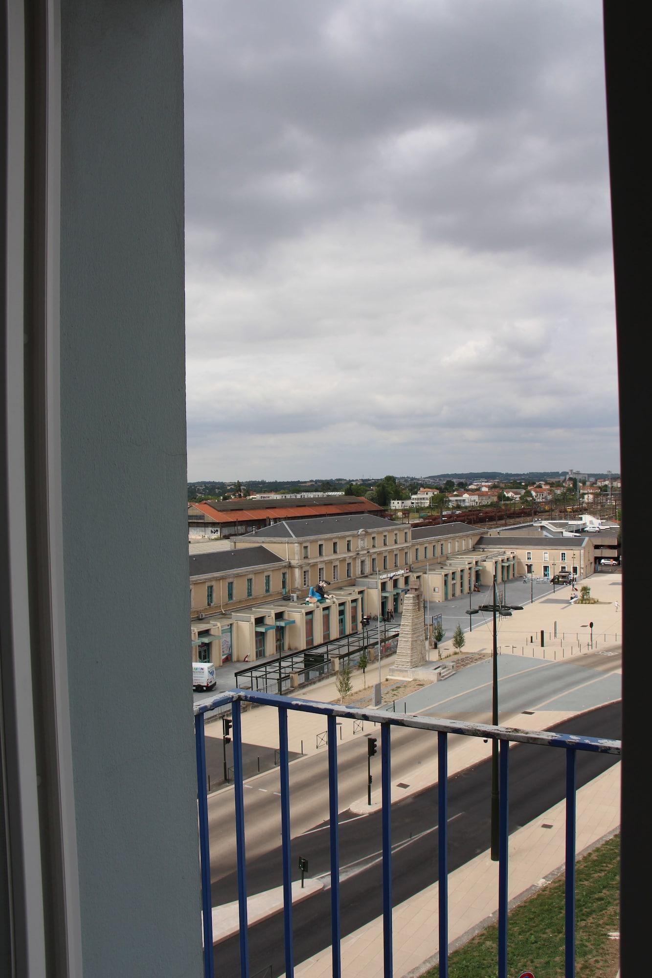 Varios Hotel d Orléans