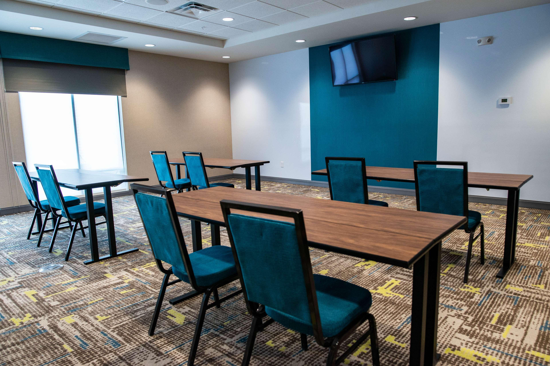 Centro de Negocios Hampton Inn By Hilton Paris Il