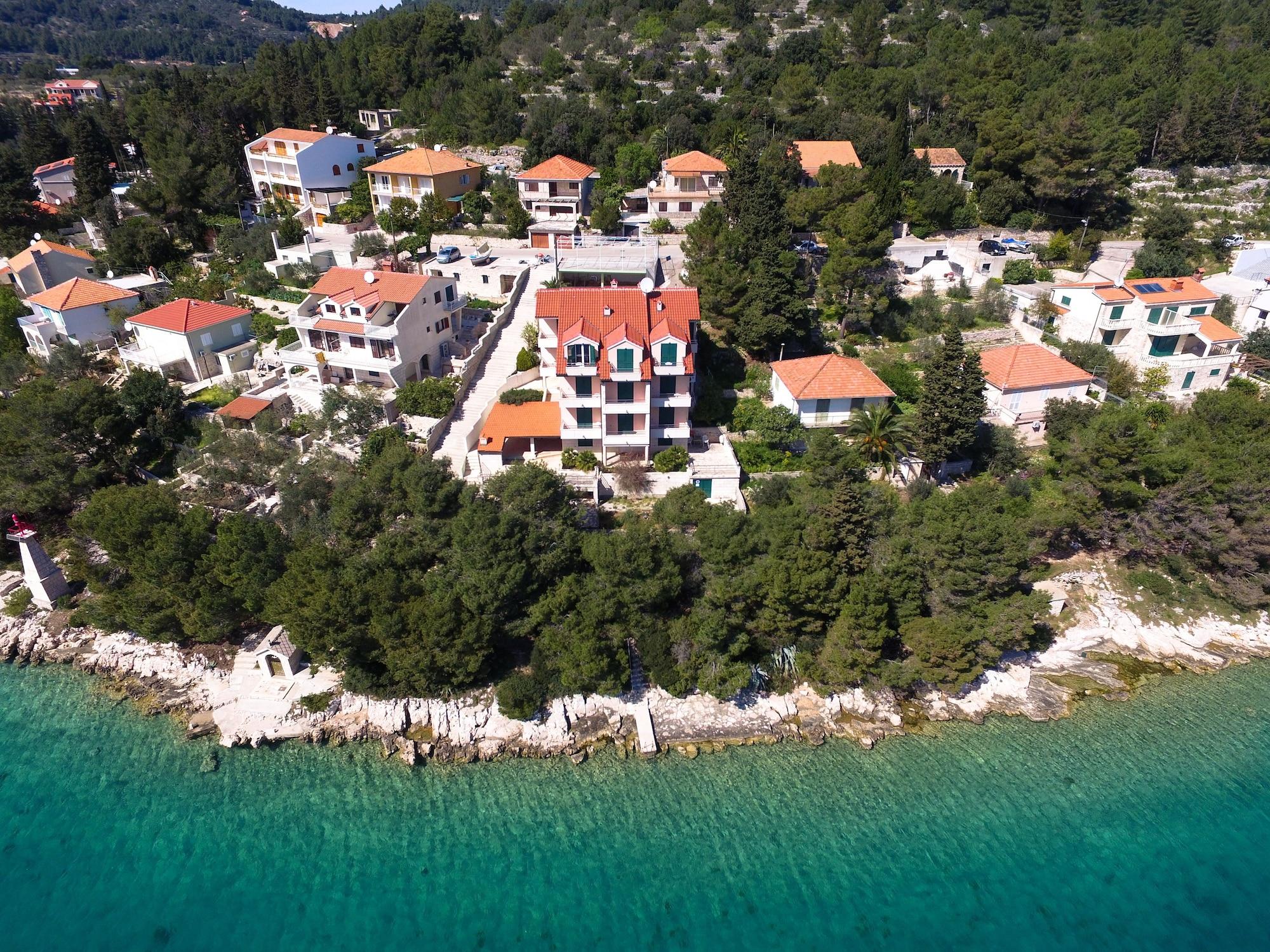 Varios Apartments Vala