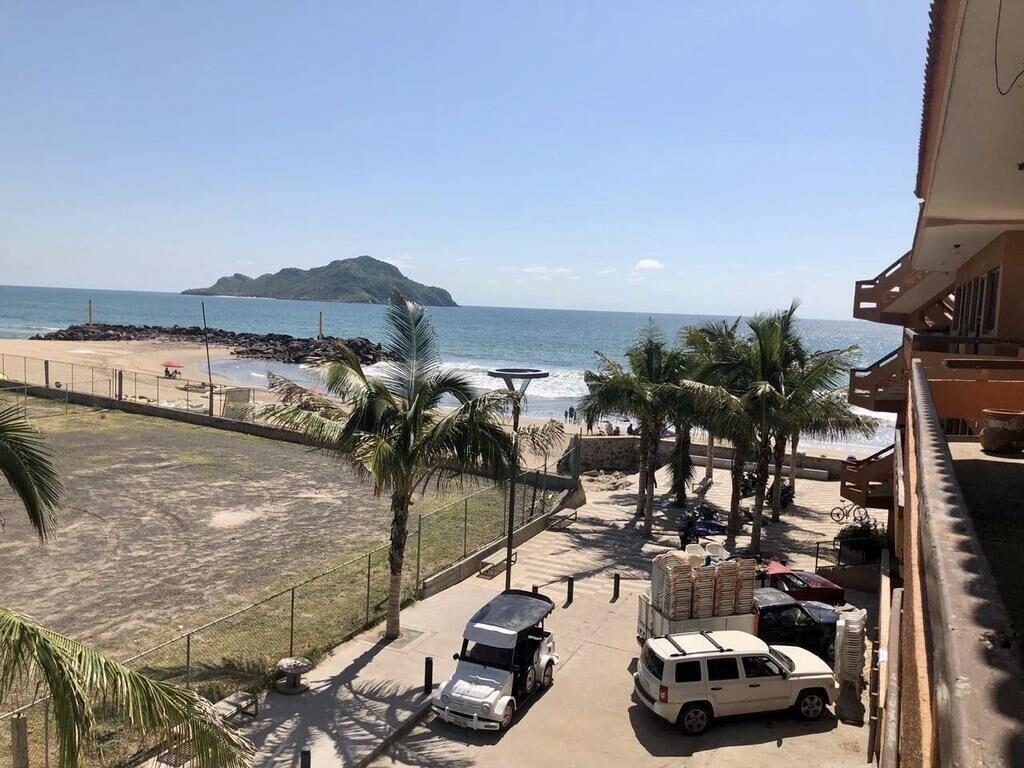 Playa Playa Suites Mazatlán