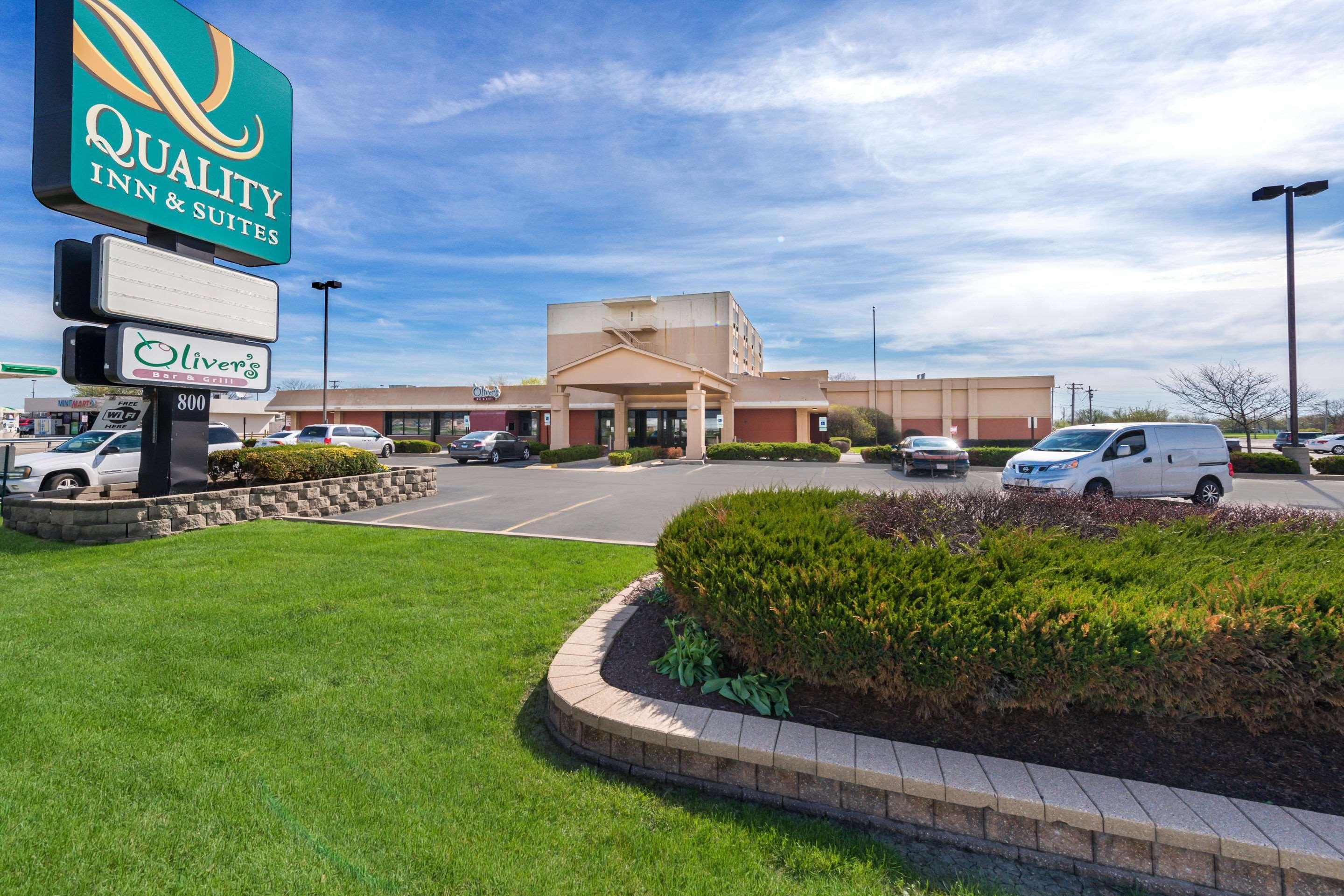 Vista Exterior Quality Inn Bradley - Bourbonnais