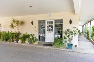 Alojamiento - Pioneer Motel