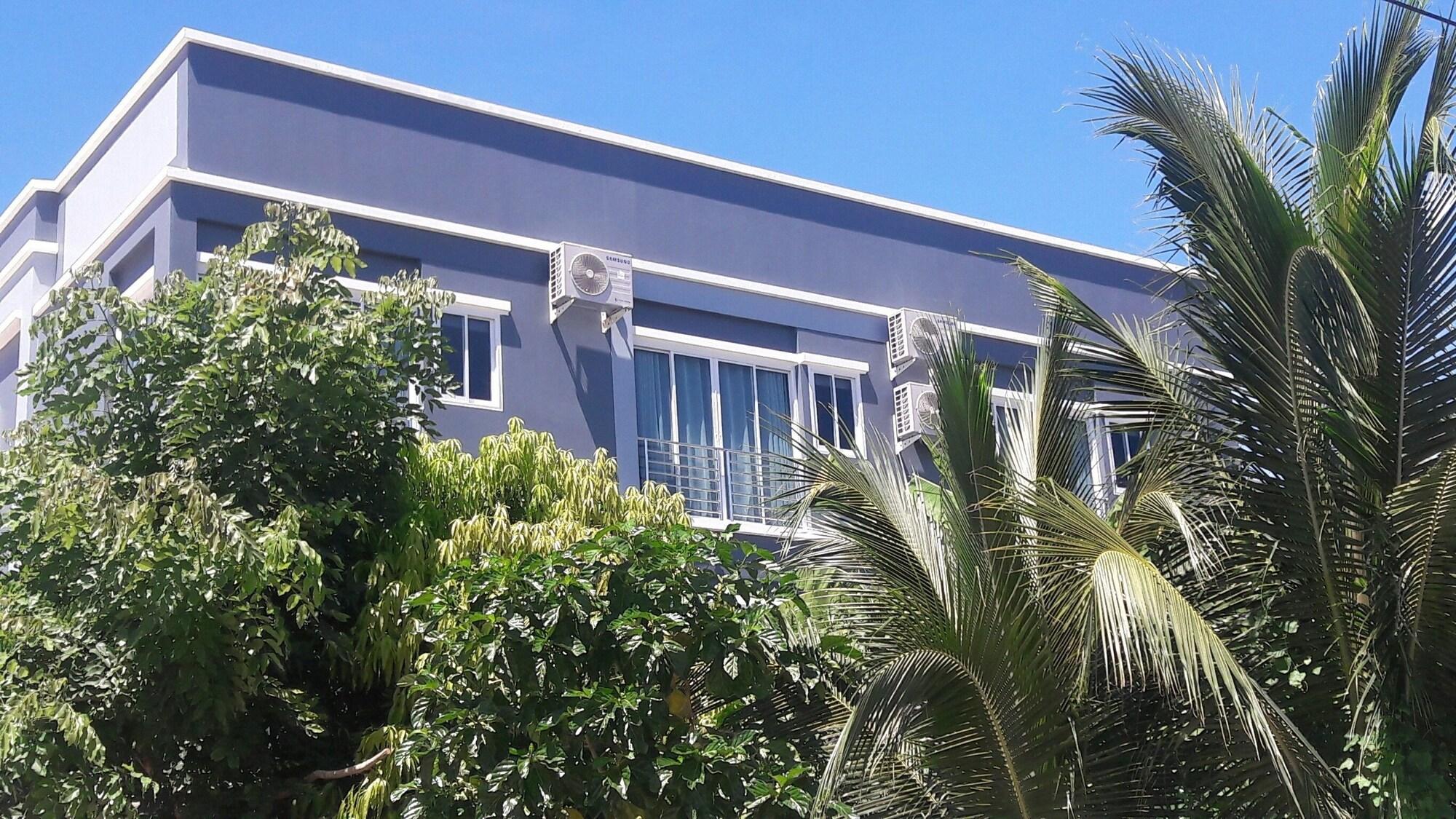 Varios Asia's Beach Apartments