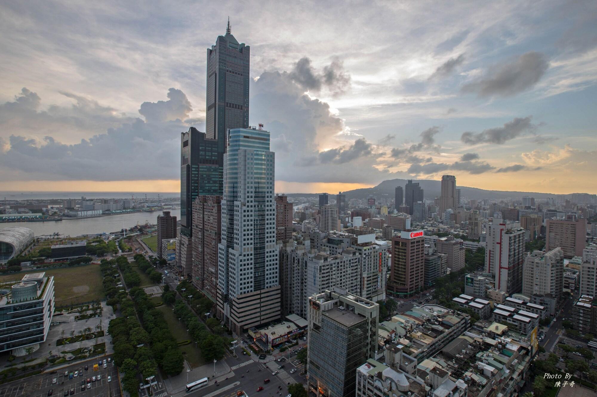 Vista Exterior CT Theme Suite