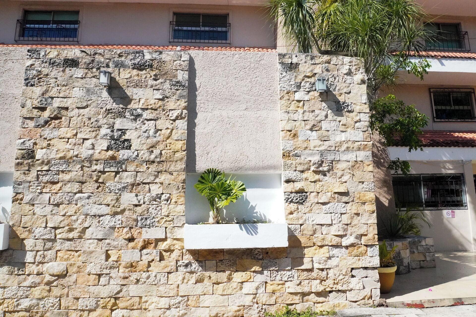 Vista Exterior Hotel Colonial Cancun