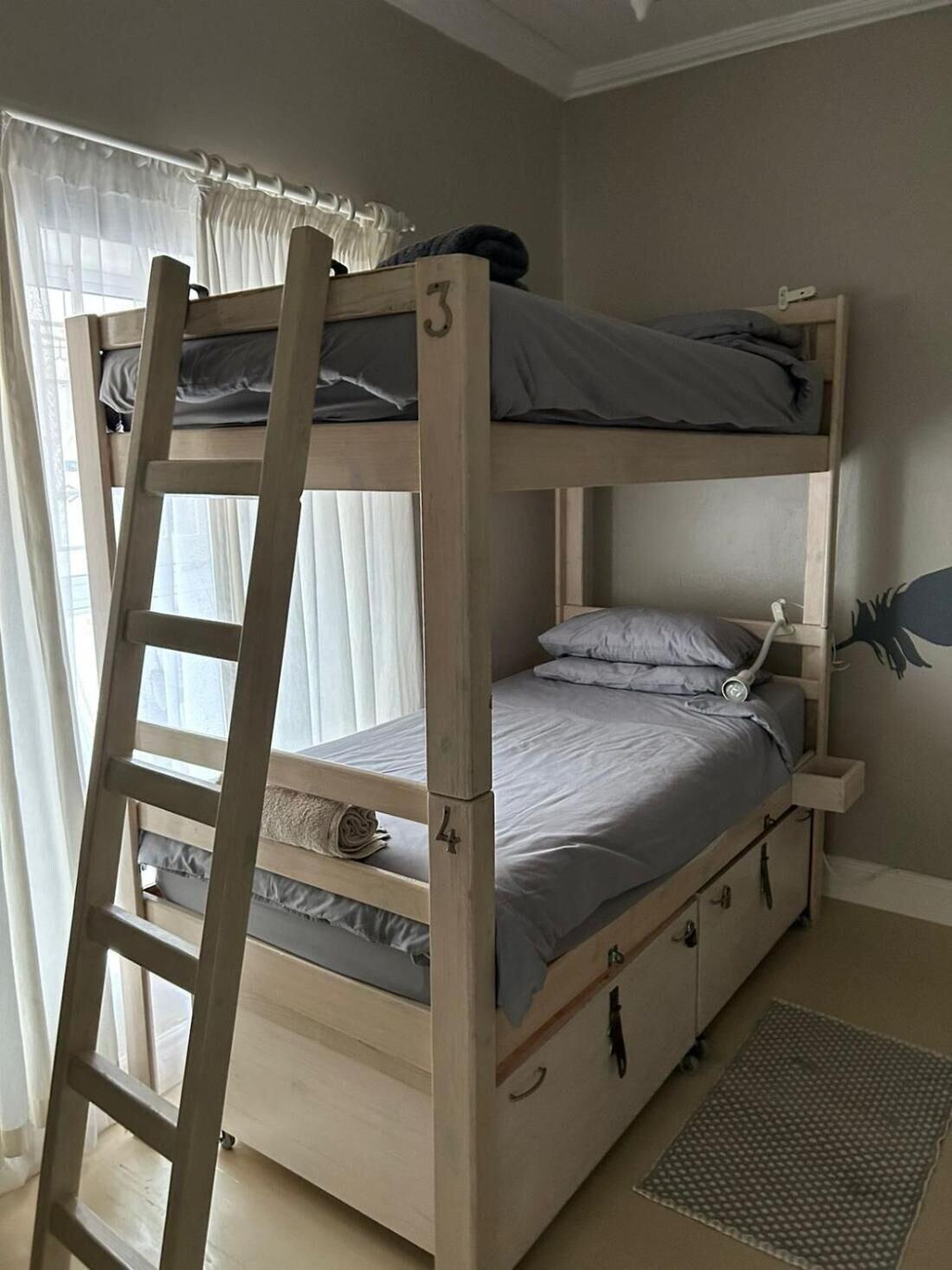 Varios Room-cozy Crner Kitehouse