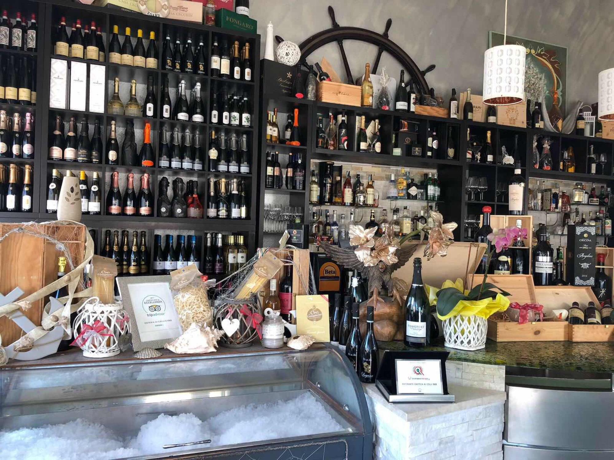 Bar/Salón Ai colli