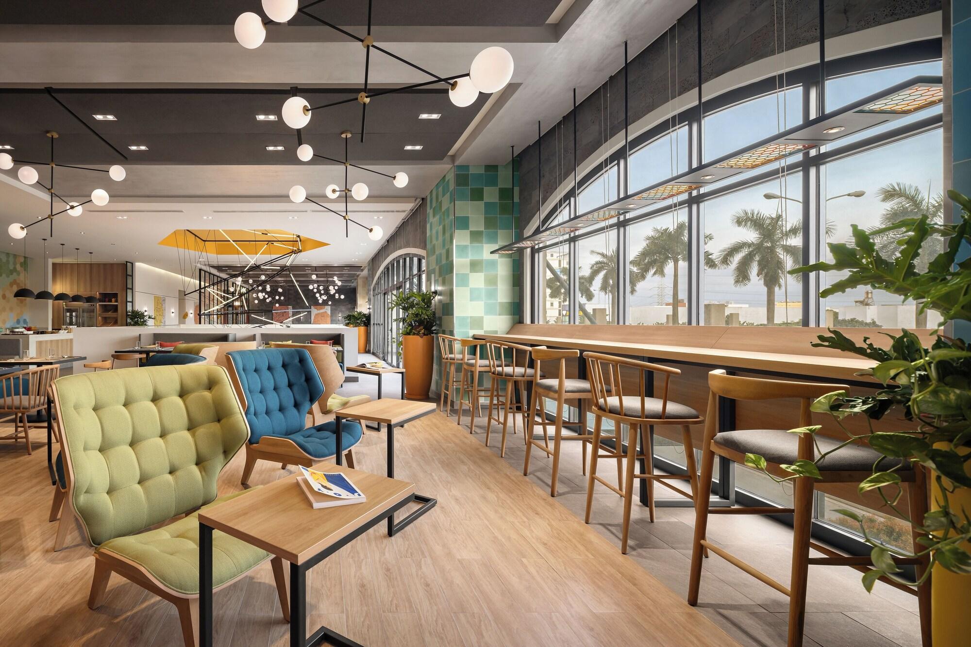 Restaurant HIIVE by fusion Binh Duong - VSIP 1