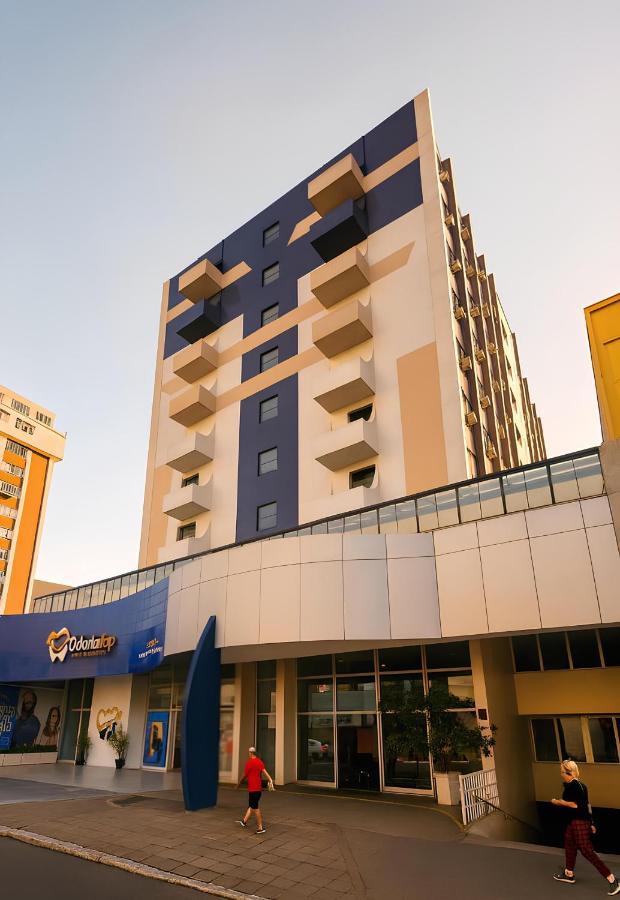 Vista Exterior Novo Santoni Hotel Guarapuava