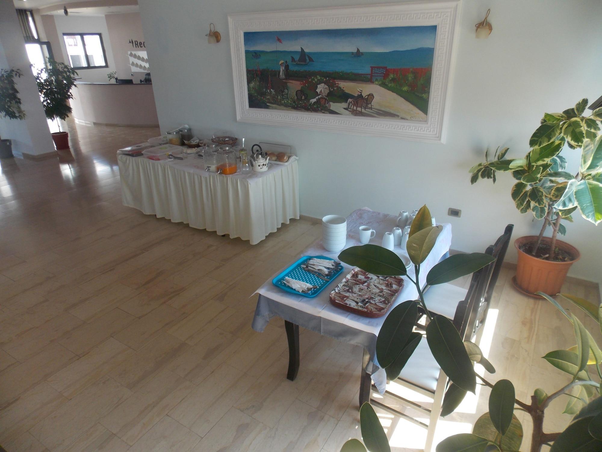 Restaurant Hotel Joni Kompleks