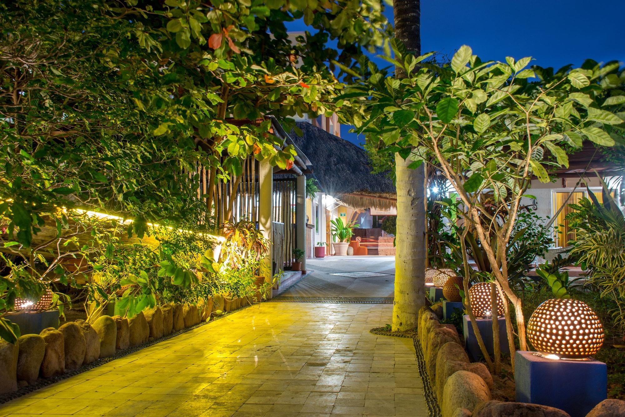 Varios Hotel Meson de Mita