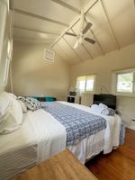 Alquiler Vacacional - Suite# 1. Room just 4 min walk to West Bay Beach