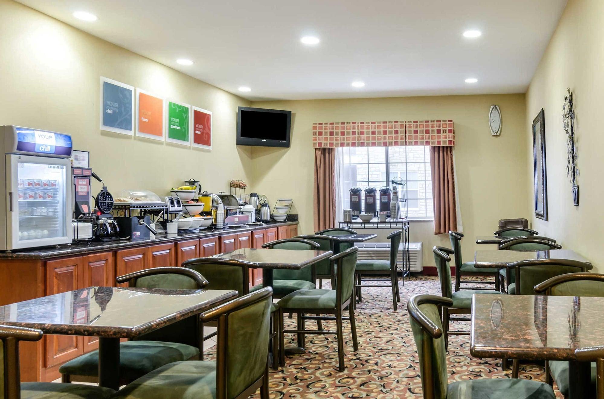 Restaurant Super 8 by Wyndham Great Bend