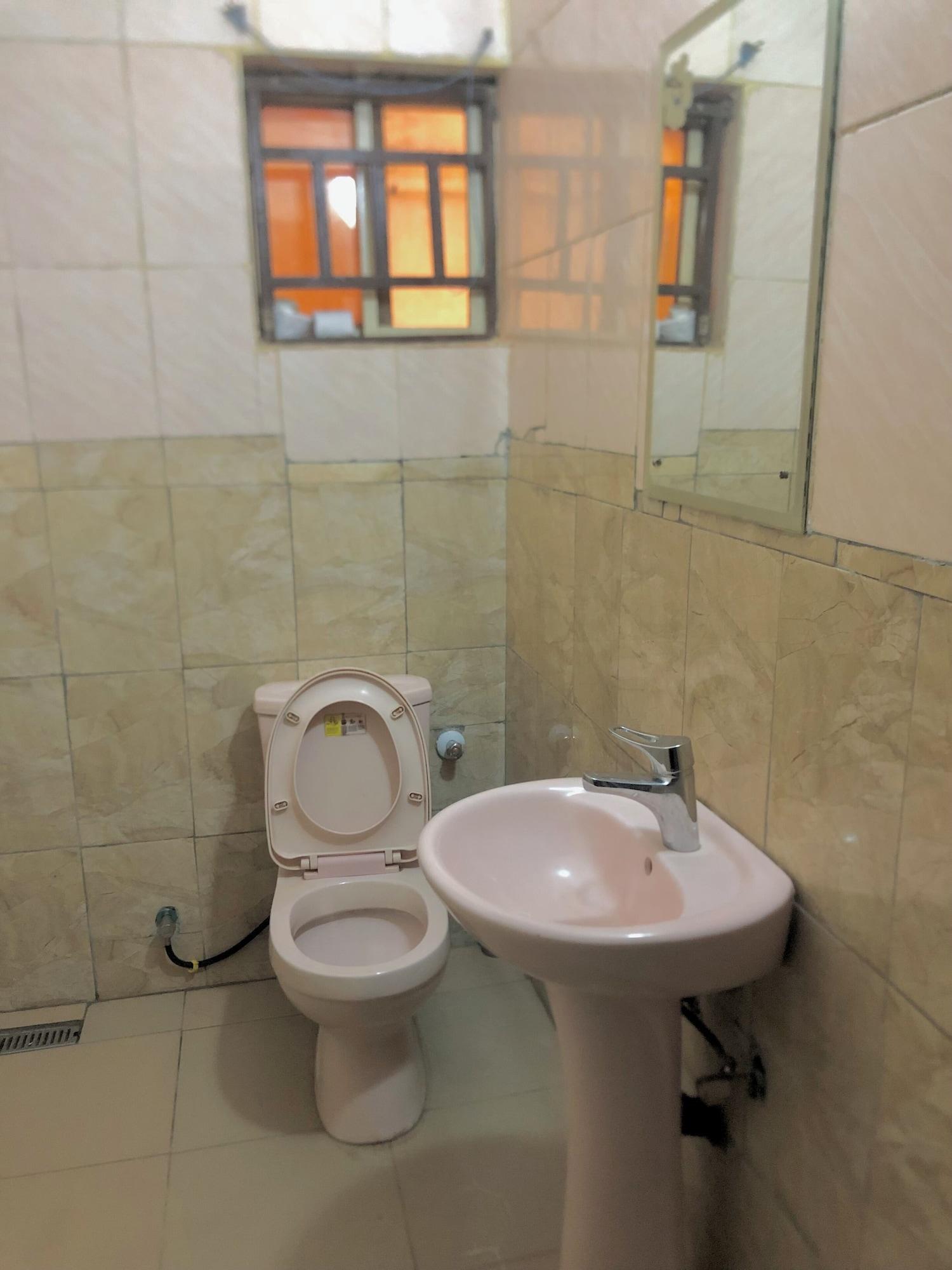 Equipamiento de Habitación Tofana hotels and apartments Life camp