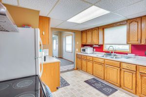 Alquiler Vacacional - Serene Devils Lake House w/ Deck + Fire Pit!