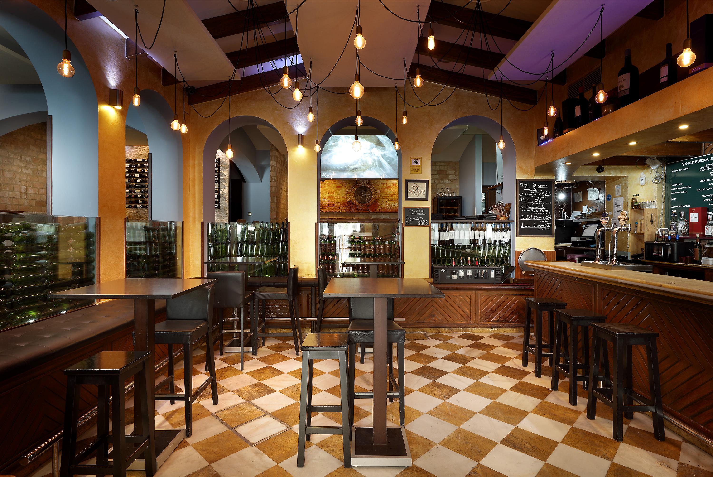 Bar/Salón Exe Tartessos