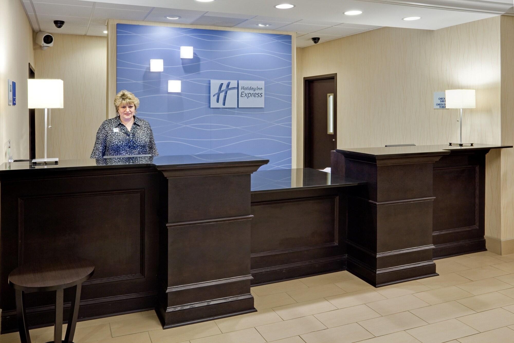 Vista Exterior Holiday Inn Express Hotel & Suites Lebanon by IHG