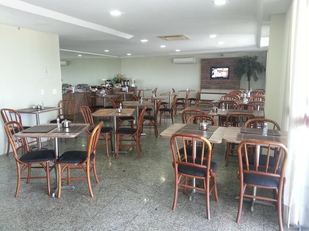 Restaurant Iracema Flat Vista Total Mar