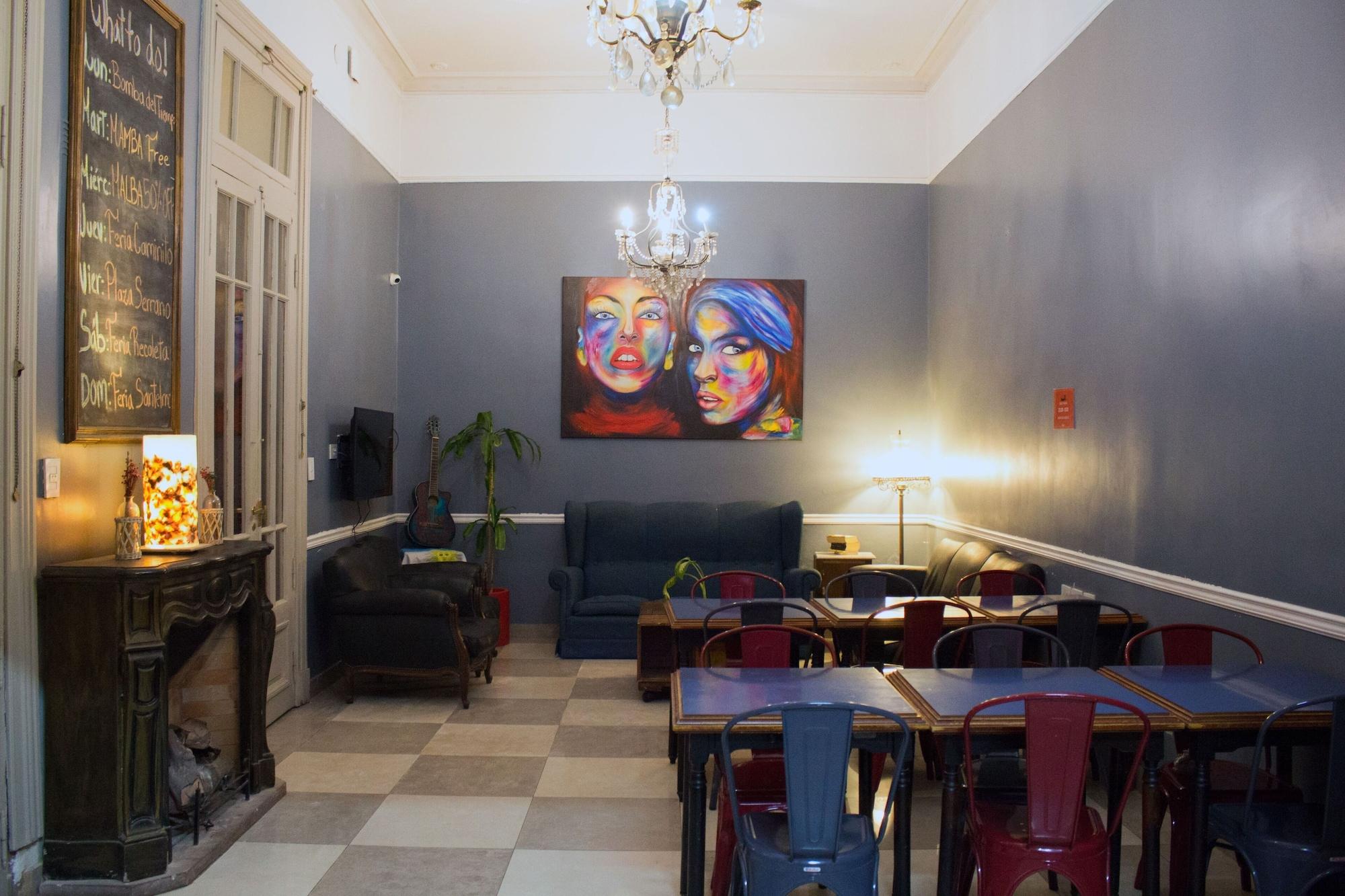 Bar/Salón Voyage Recoleta Hostel