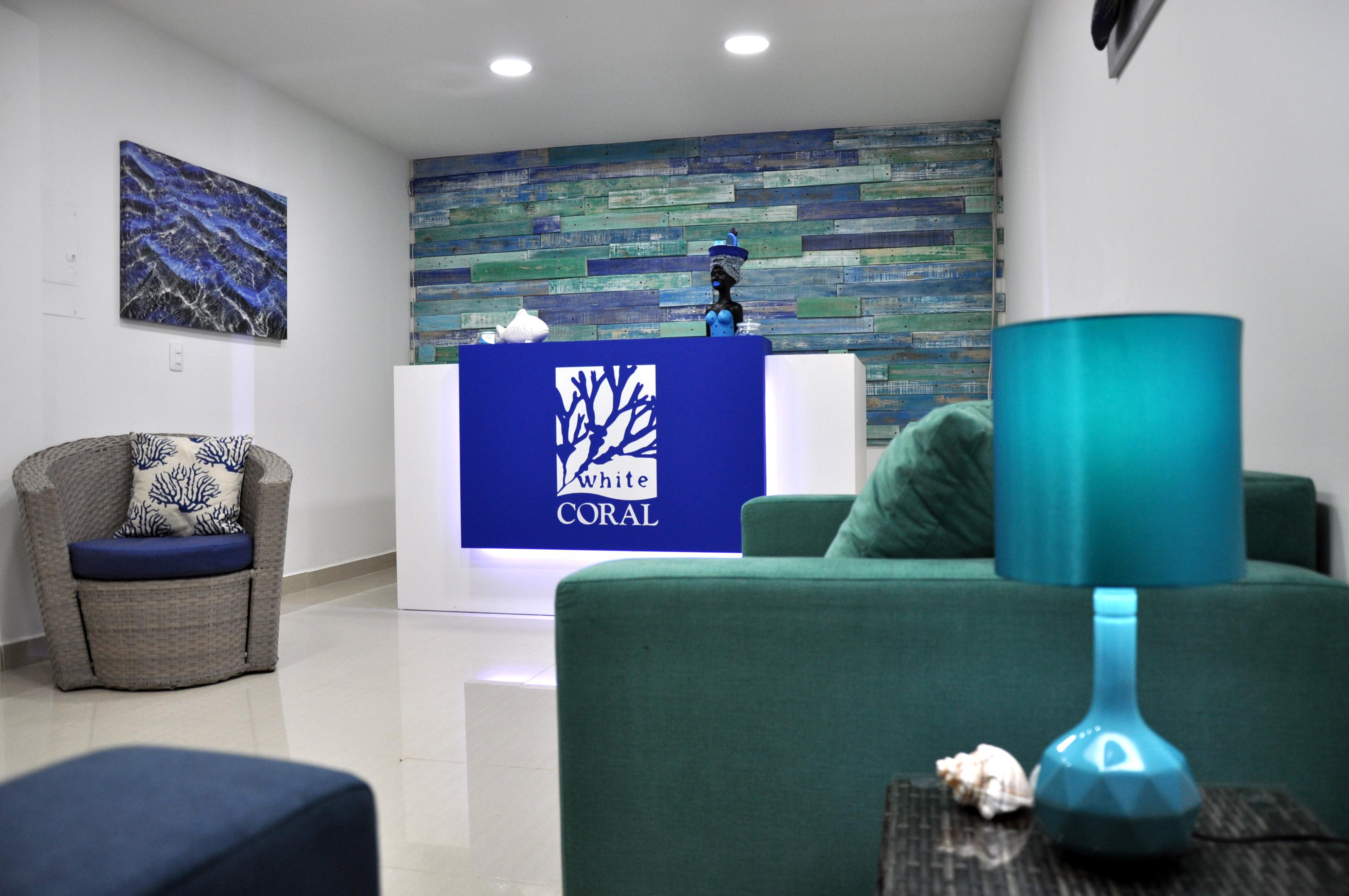 Vista Lobby White Coral Apartasuites