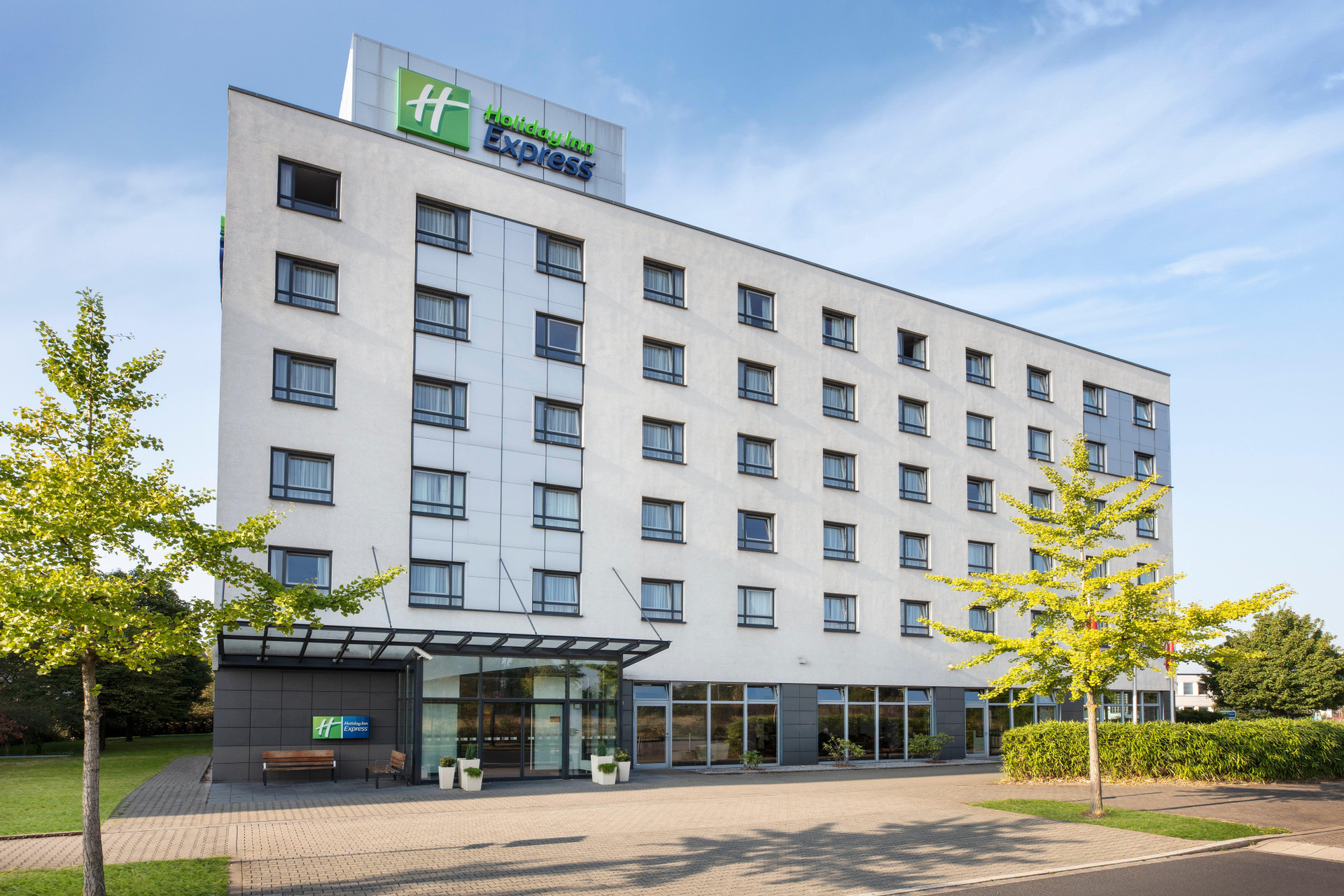 Vista Exterior Holiday Inn Express Düsseldorf City North by IHG