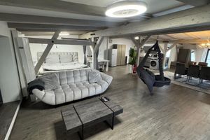 Alquiler Vacacional - Golden Grey Loft in Bahrenfeld, Volkspark and Arena