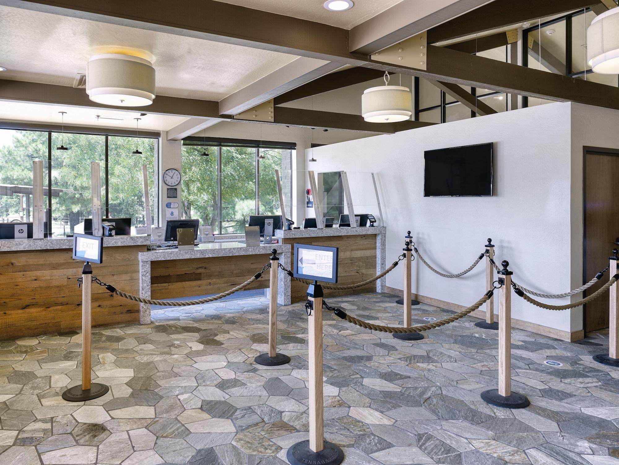 Vista Lobby Yavapai Lodge