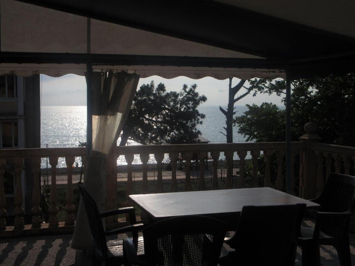 Varios Hotel Shorena Ureki