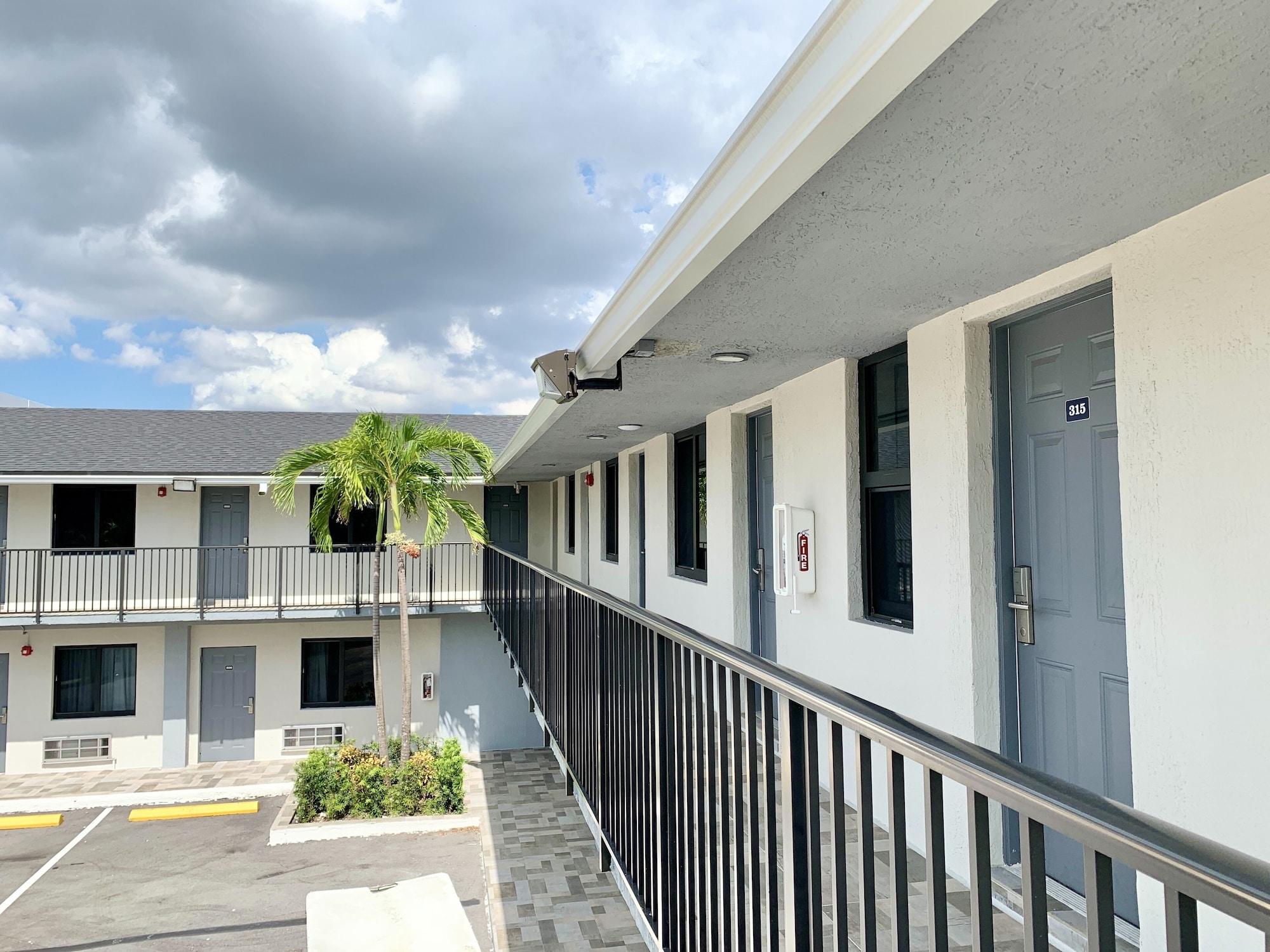 Vista Exterior Hialeah Airport Motel