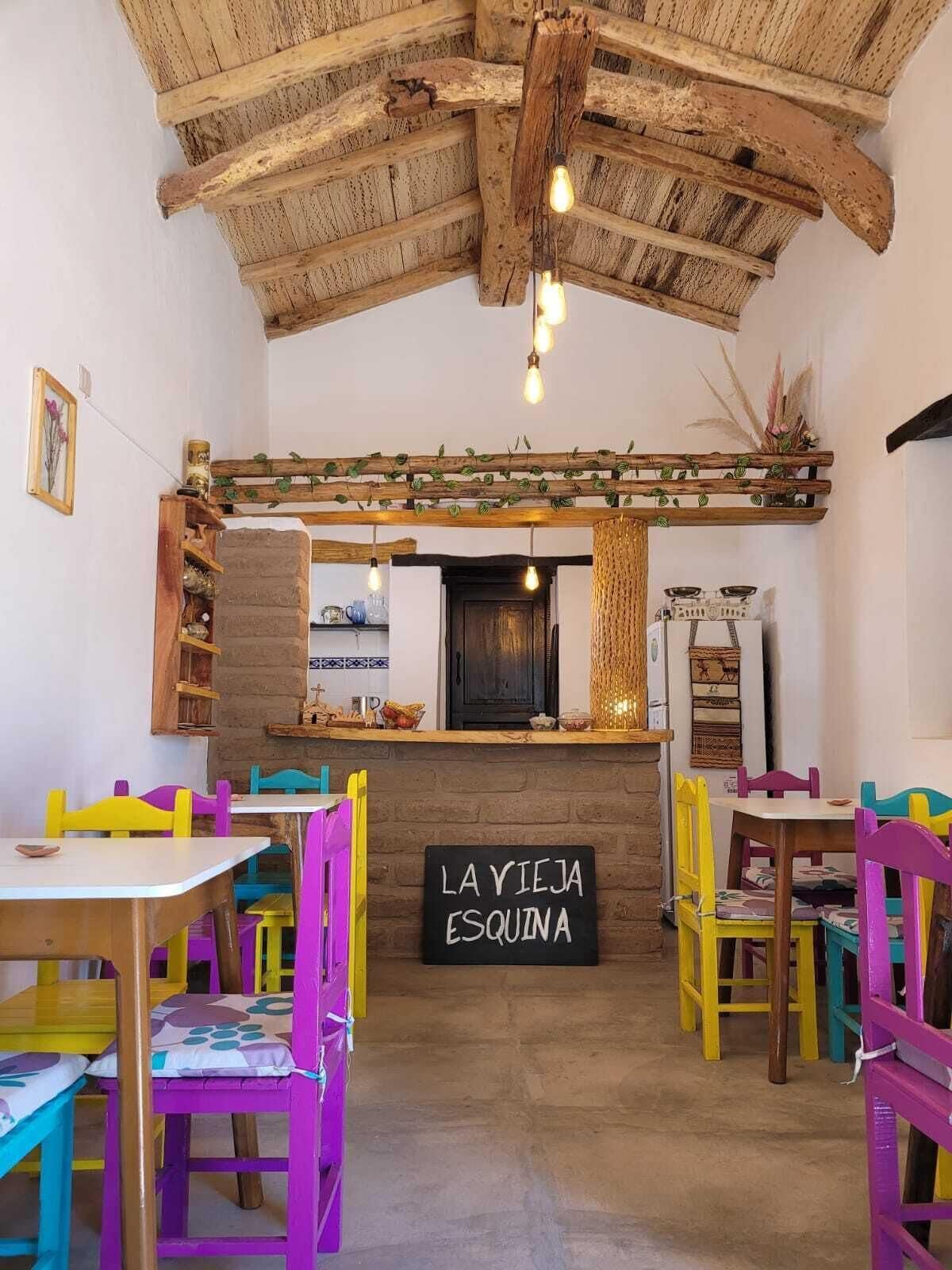 Bar/Salón Hosteria La Vieja Esquina