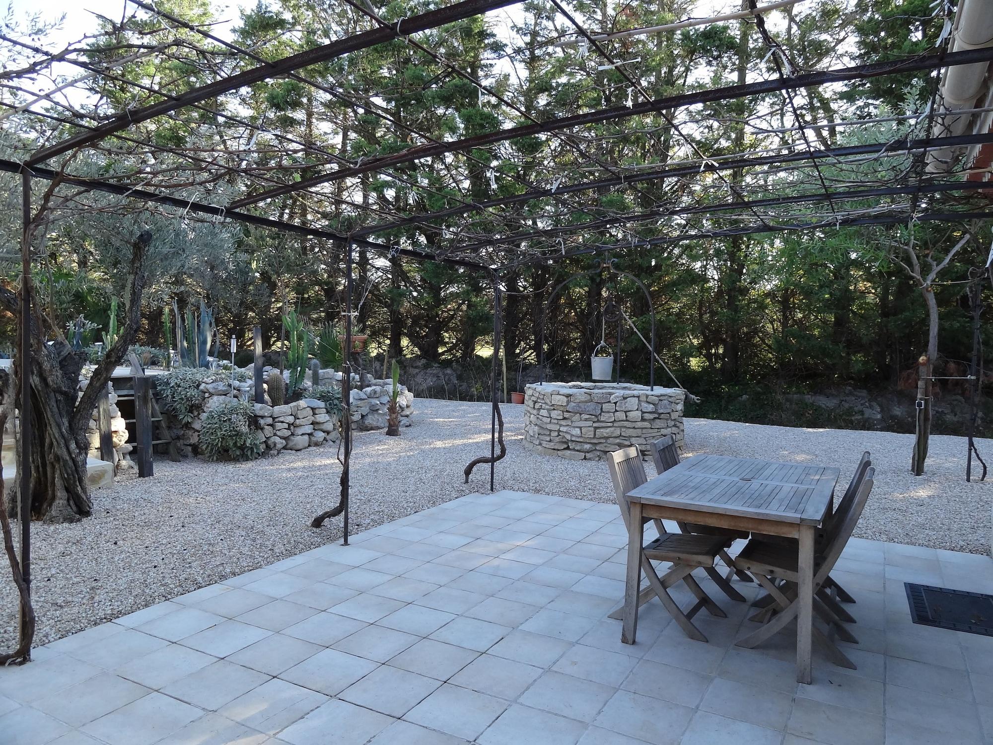 Restaurant Locations des Alpilles