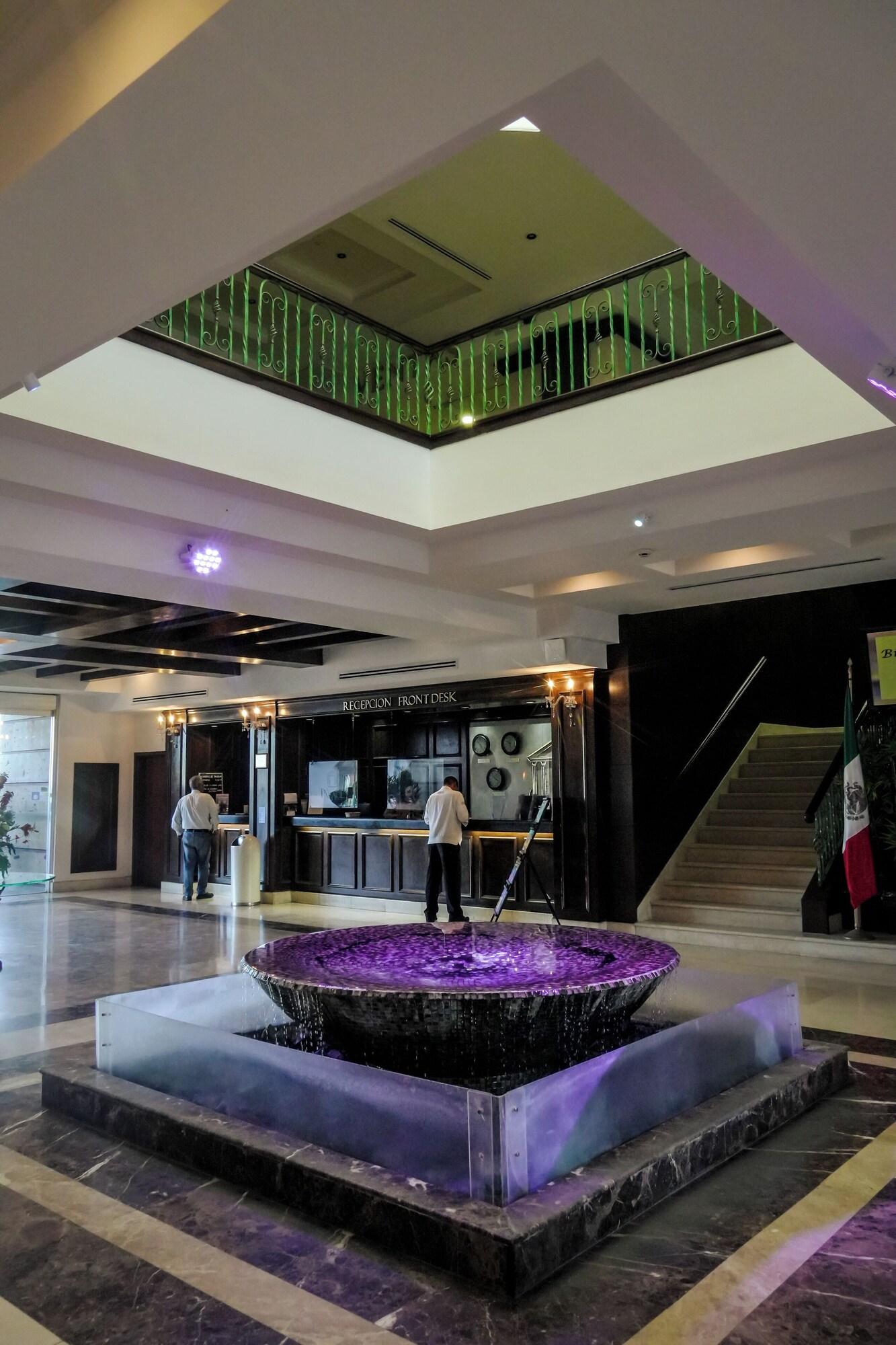 Vista Lobby Hotel Royal Palace