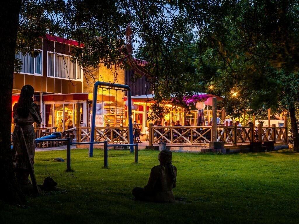 Varios Hotel and Restaurant van Saaze