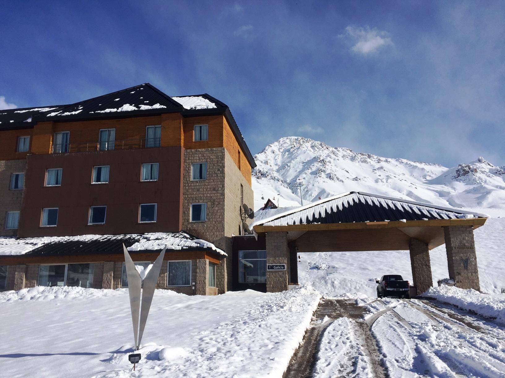 Vista Exterior Virgo Hotel & Spa