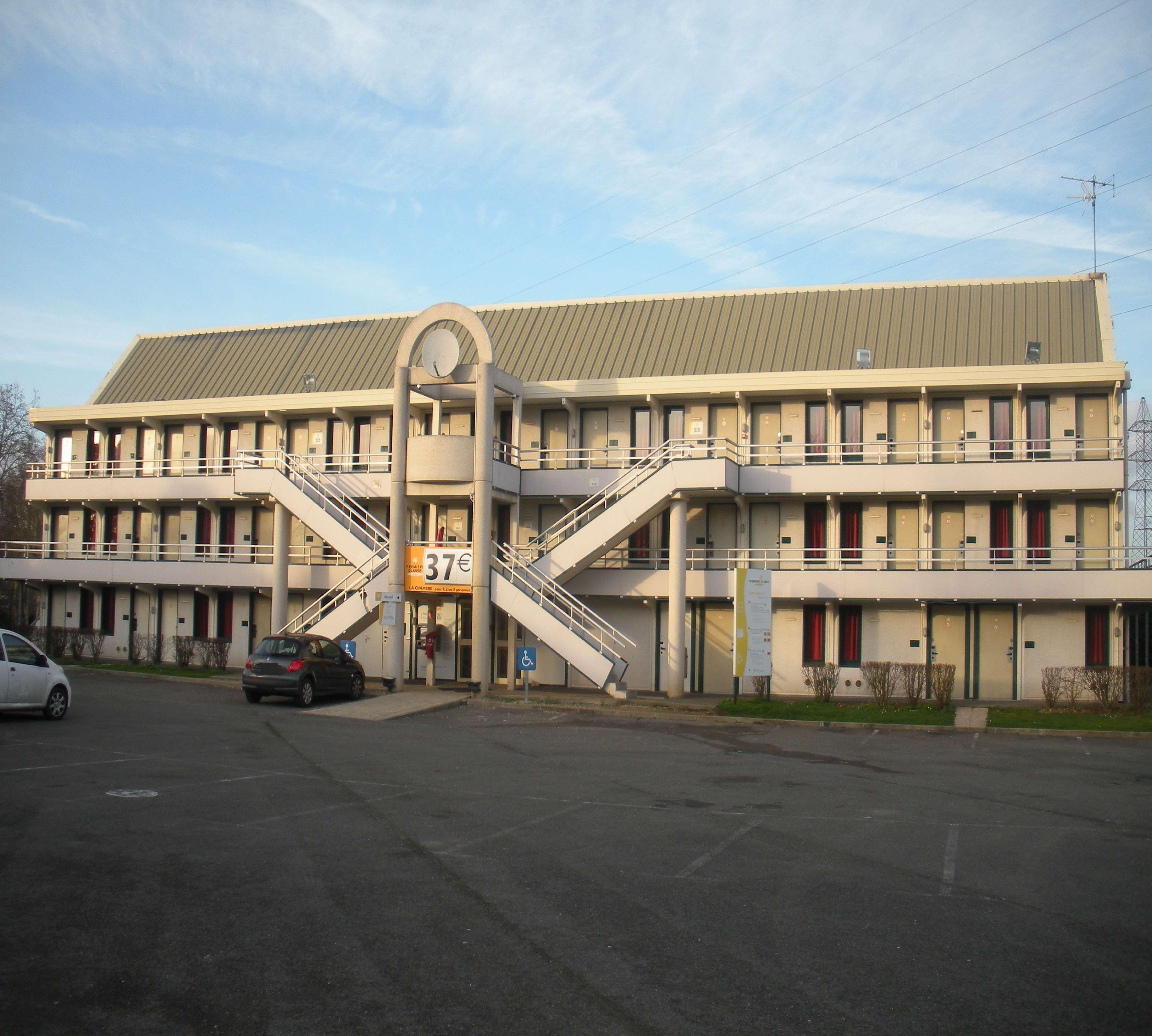 Vista Exterior Premiere Classe Dreux