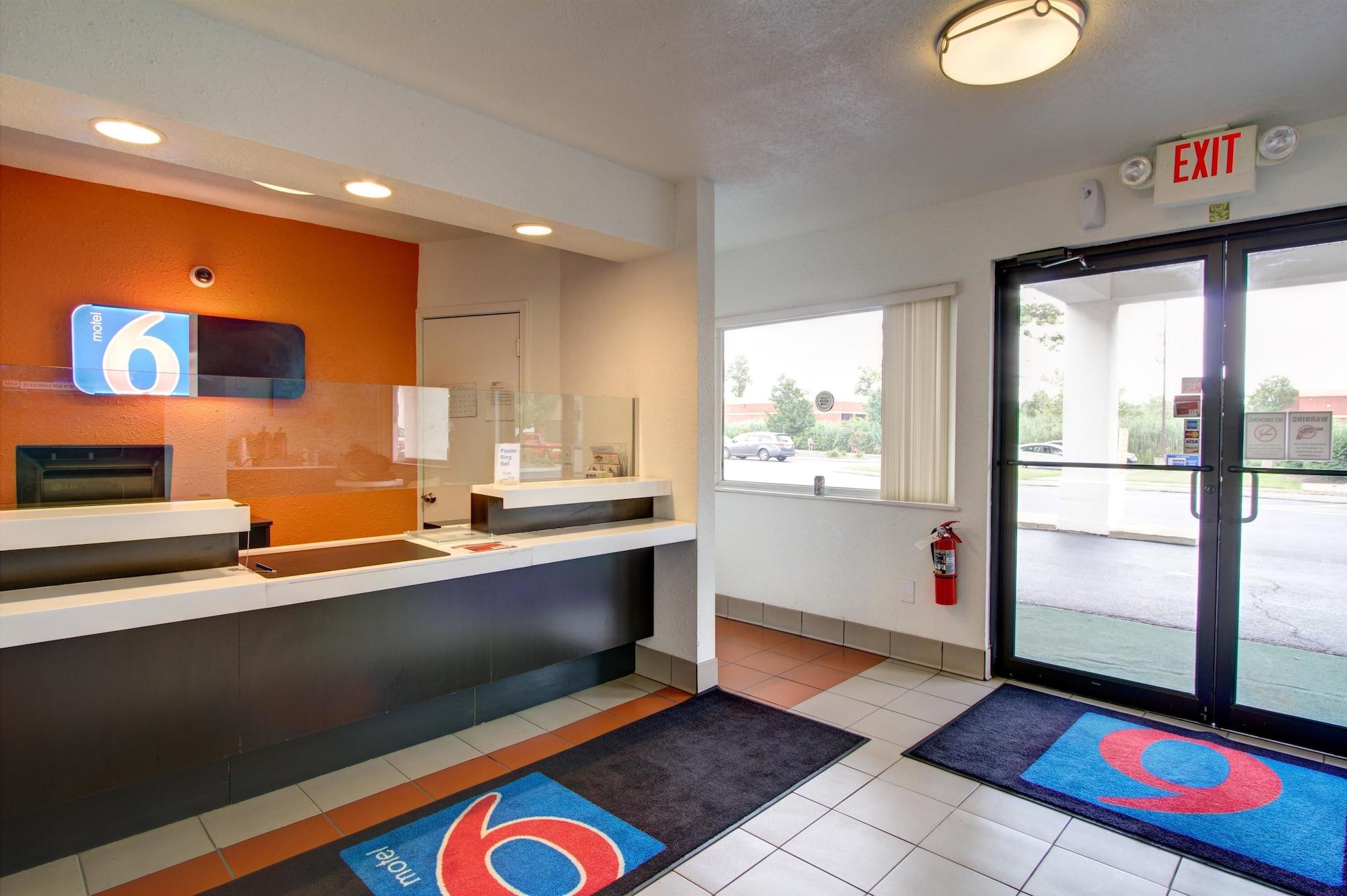 Vista Lobby Motel 6 Richfield, OH