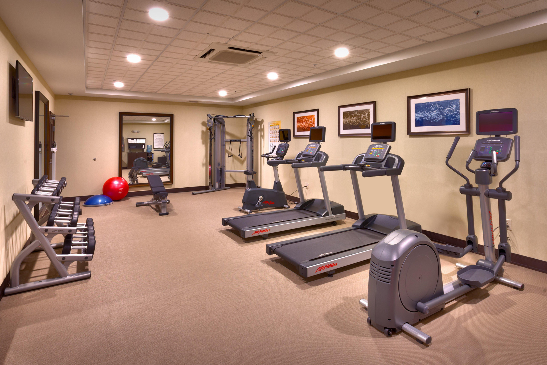 Instalaciones Recreativas Staybridge Suites Cheyenne by IHG