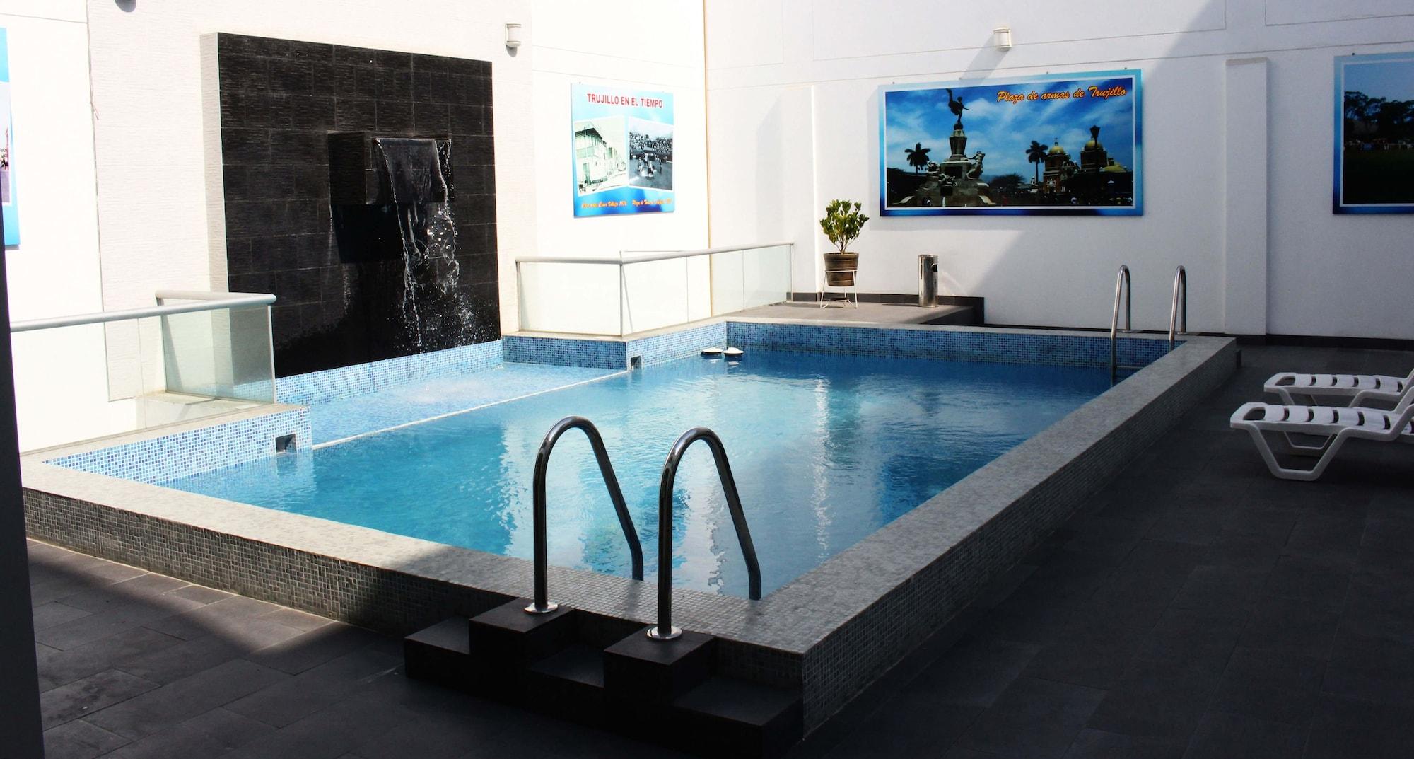 Vista Piscina Hotel Libertad