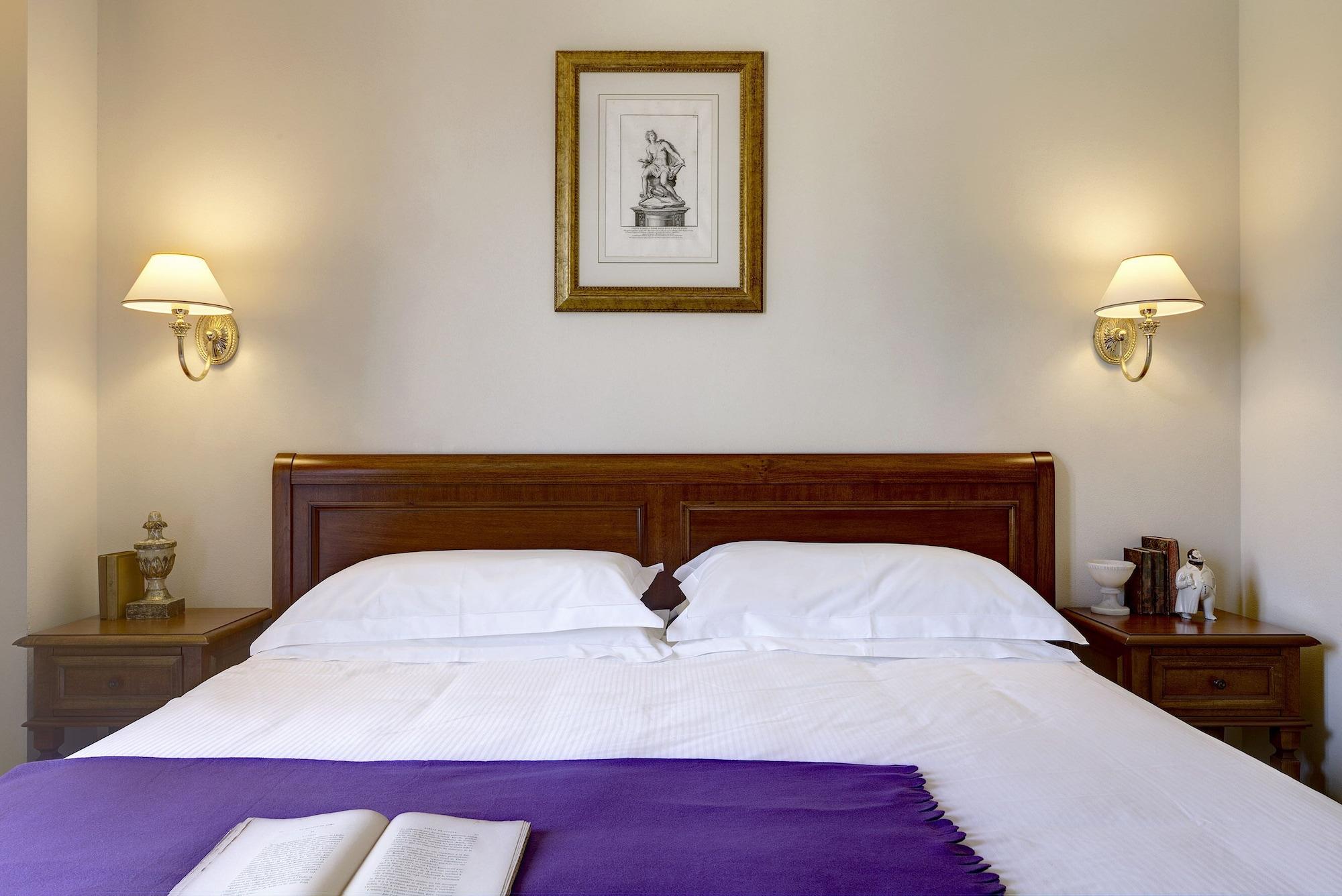 Habitación Villa Cattani Stuart XVII secolo