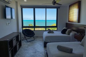 2BR Oceanfront Luxury Apartment in the Hotel Zone