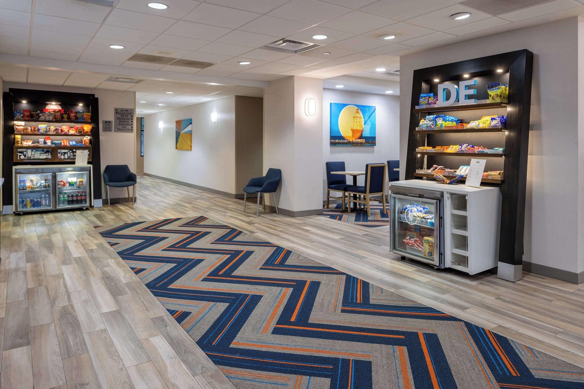 Bar/Salón Hampton Inn Milford